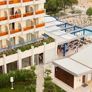 bibione-palace-suite.hotelinveneto.com/