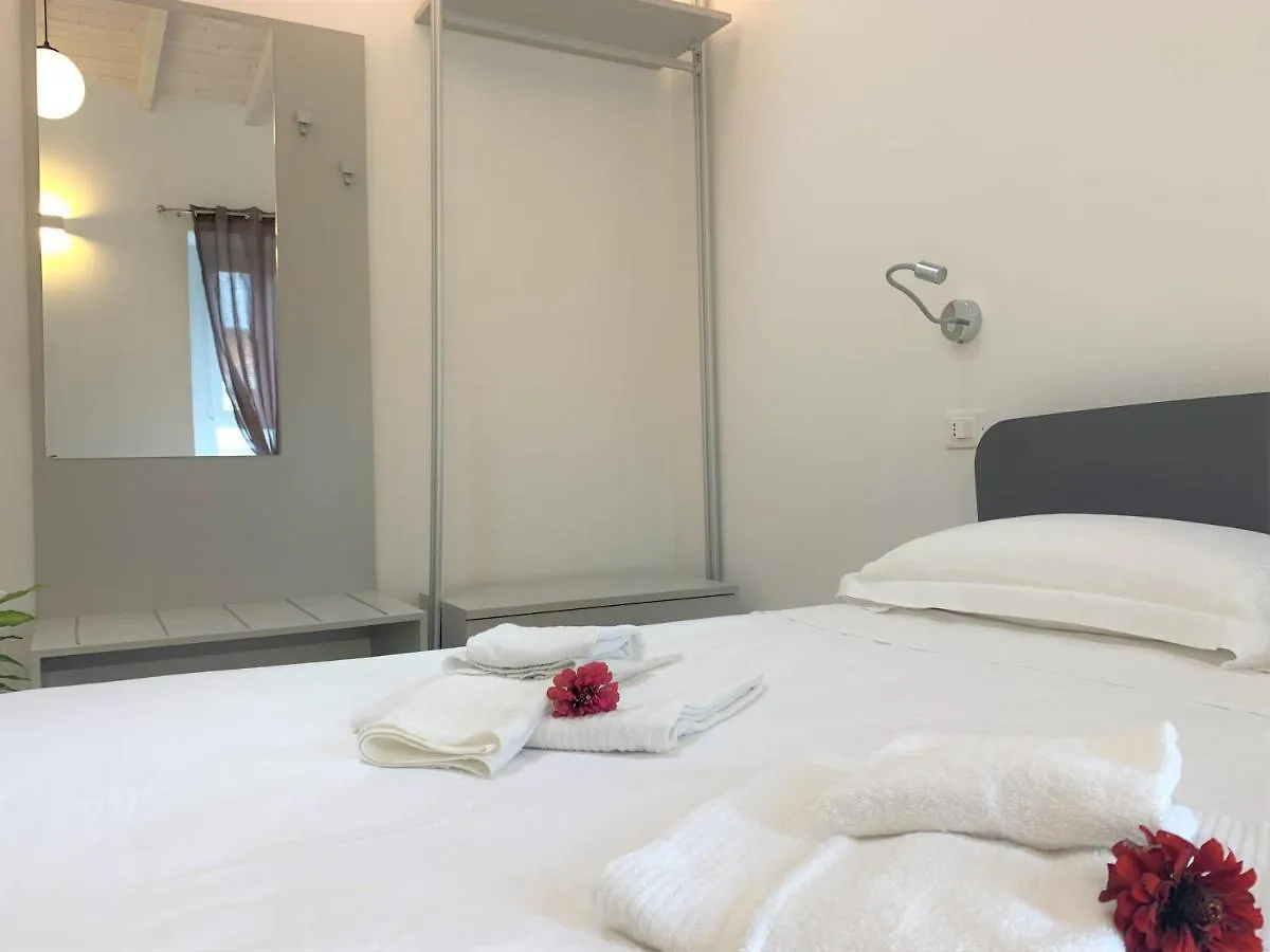 Affittacamere Stella Di Mare Levanto 0*,